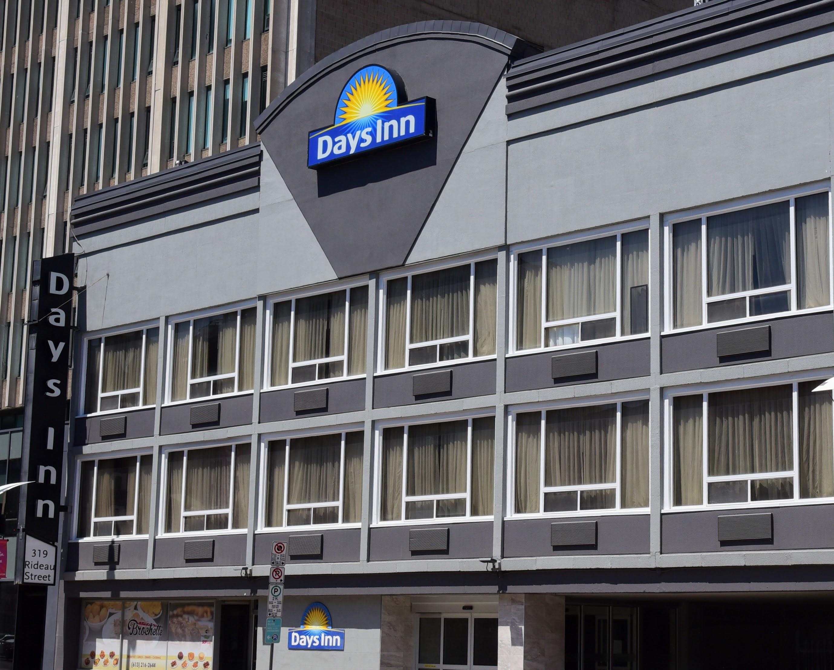 Days Inn By Wyndham Ottawa Exterior photo
